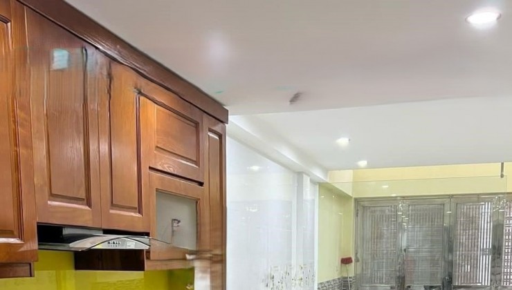 Cho thuê nhà ngõ ô tô Vương Thừa Vũ - 30m - 3N - 5 tầng - 16 triệu - KD ONL, VP, ở GĐ, Nhóm